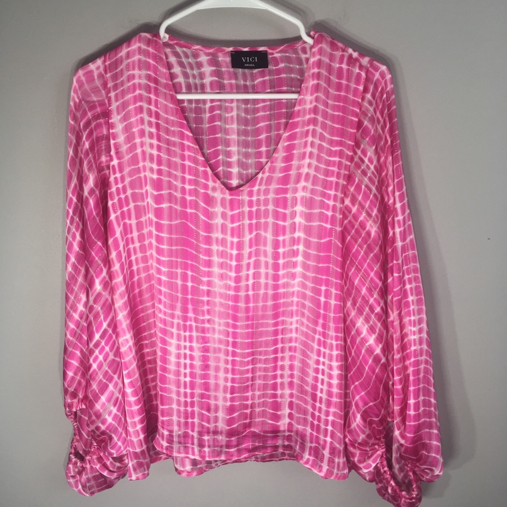 Vici Pink and Gold Relaxed Ruched Blouse